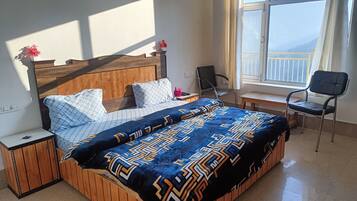 Deluxe Double Room, Balcony, Hill View