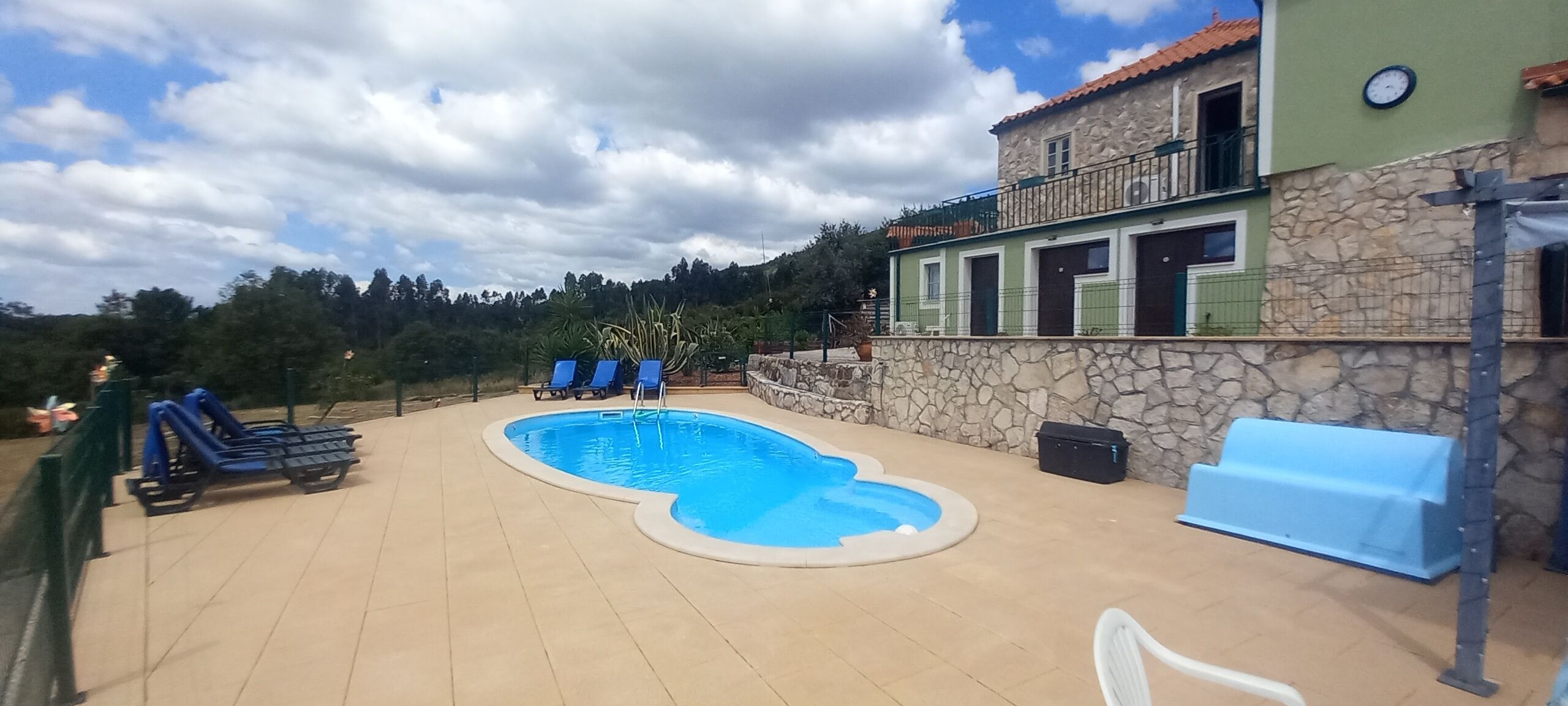 Piscina all'aperto