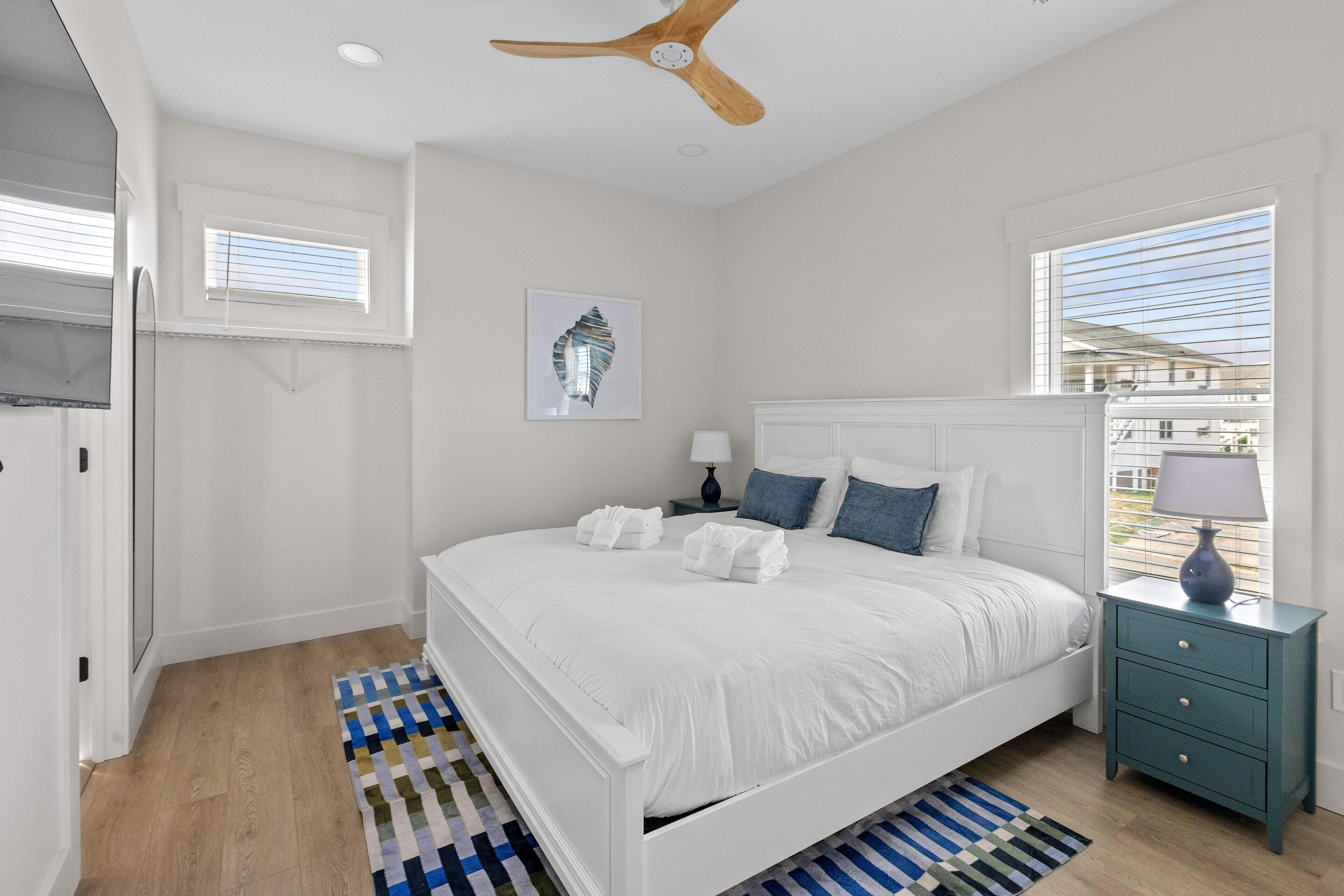 House, Multiple Beds (Beachwalk Club | Steps to Beach | Sle)