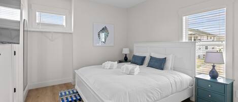 House, Multiple Beds (Beachwalk Club | Steps to Beach | Sle)