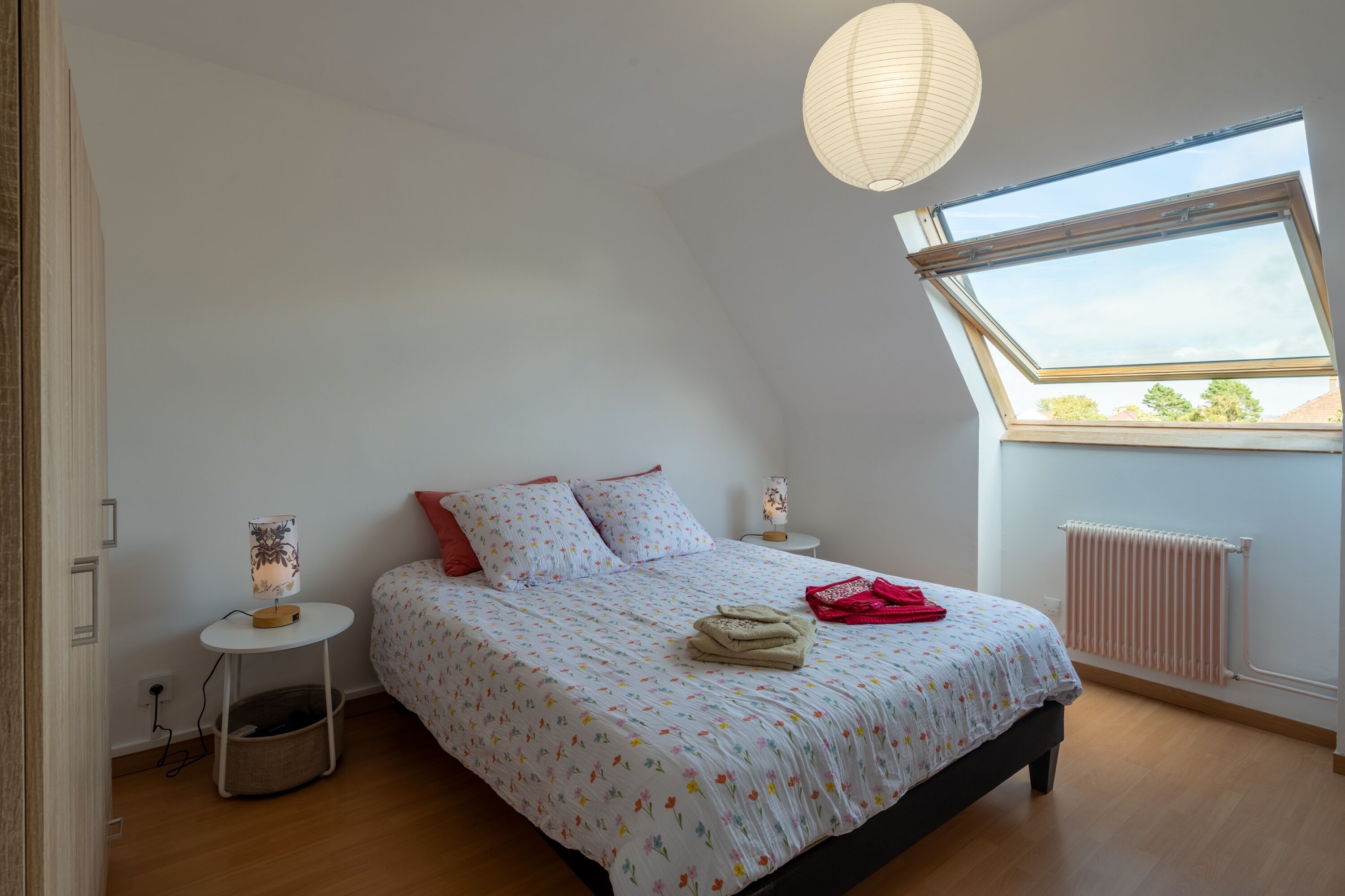 3 chambres, accès au Wi-Fi (inclus), literie fournie