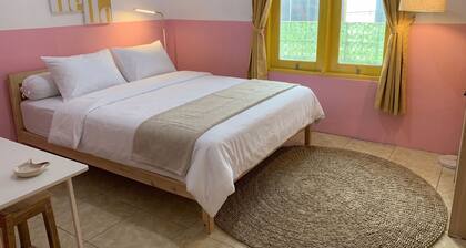 Decasa Female House