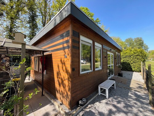 Cozy little chalet for a family of up to 4 people and their little rascals