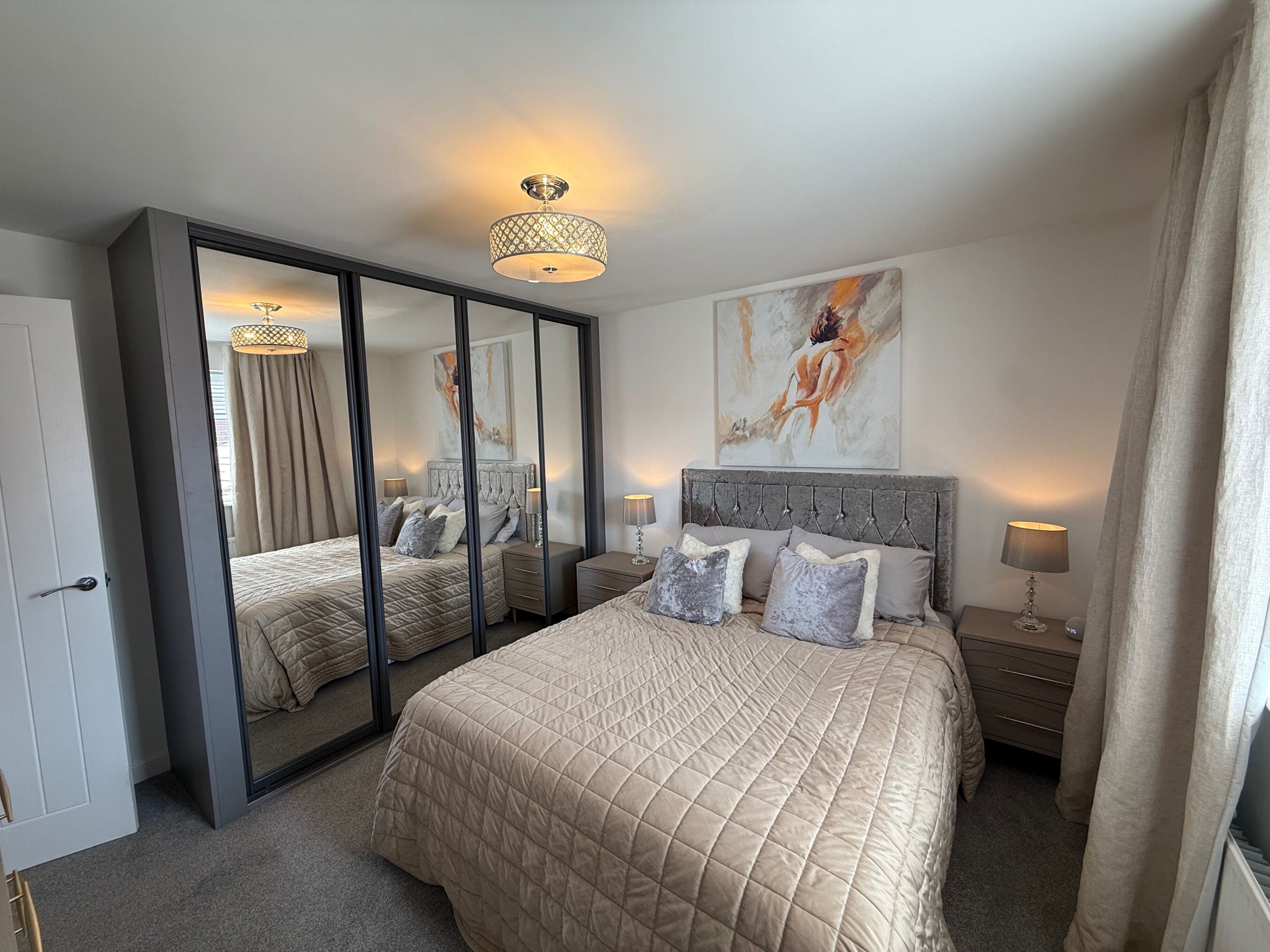 4 bedrooms, iron/ironing board, free WiFi, bed sheets