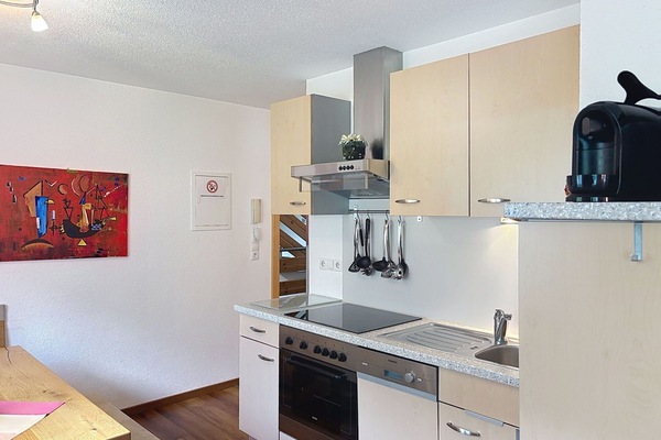Küche, Möbel, Countertop, Küchengerät, Interior Design, Holz, Flooring, Cabinetry, Major Appliance, Fussboden