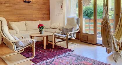 Beautiful private villa for 8 people with WIFI, TV and terrace