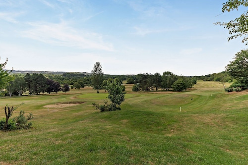 Host & Stay | Hornbeam Lodge