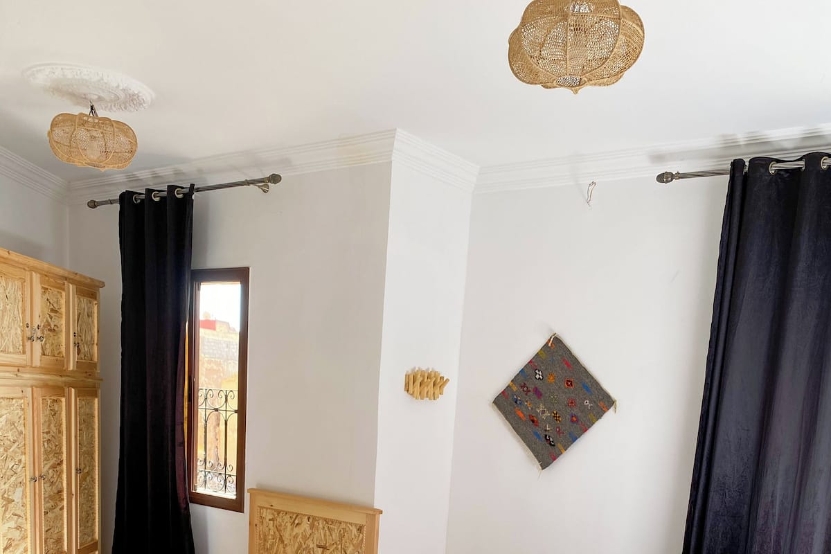 Dreibettzimmer, Stadtblick