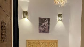 Quarto casal | Escrivaninha, espaço de trabalho para notebook, Wi-Fi de cortesia