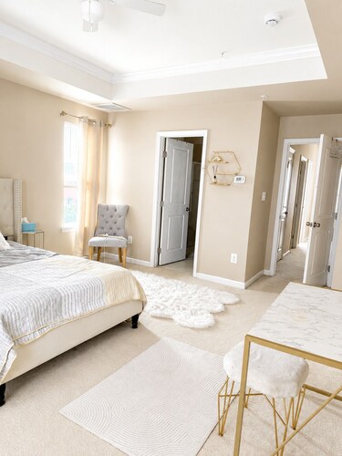 Charming 3-bedroom townhome in peaceful Aldie