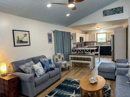 UT70: Moody Blues | Newly remodeled | Pet-friendly