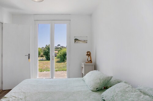 Ty Glas Guesthouse – Ground Floor Room