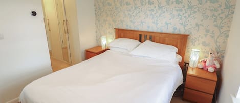 3 bedrooms, WiFi (free), individually decorated, individually furnished