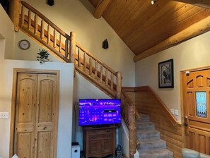 Interior - Little Susitna River Vacation Home Sleeps 7 Guests (Palmer)