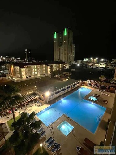 Gulfview Condo-Panoramic View and Beach Access