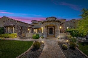 Exterior - 104th Mesa 1331 Paradise Found (Mesa)