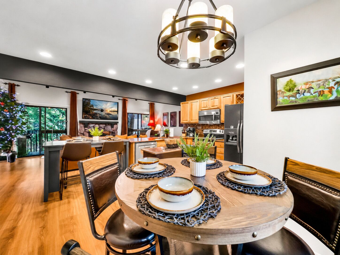 Condo, Multiple Beds, Balcony, Garden View (64A Pinetop/Lakeside) | Dining