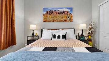 House, Multiple Beds, Pool Access, Pool View (Hacienda La Noria Gold Canyon) | 3 bedrooms