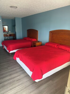Enkeltrom, 2 queensize-senger, ikke-røyk, mikrobølgeovn