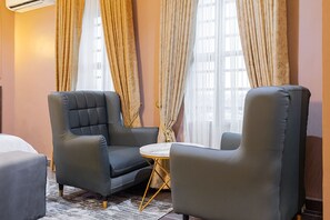 Executive Suite | Interior - BON Hotel Emporium (Ughelli)