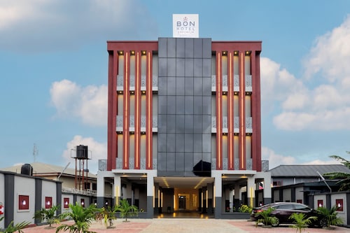 BON Hotel Emporium