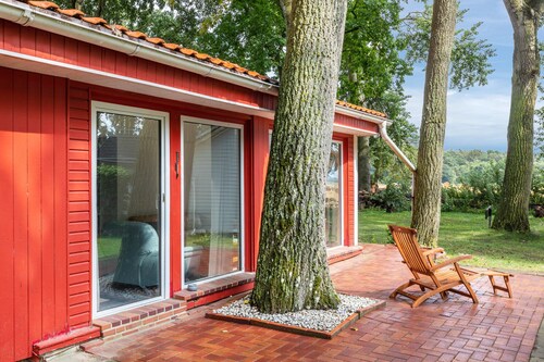 Holiday Home 'Rotes Haus' with Private Terrace, Garden and Wi-Fi