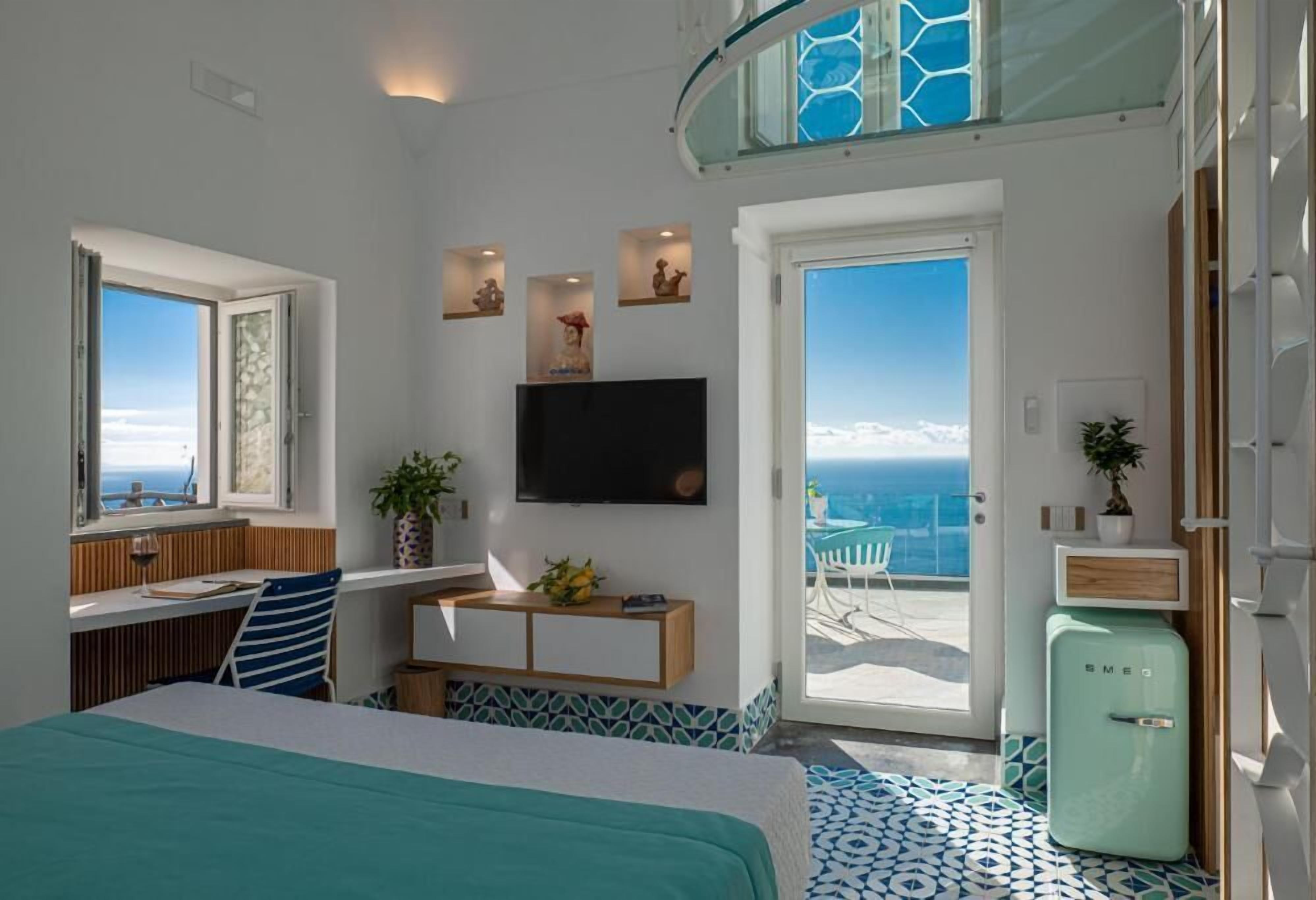 Deluxe Double Room, Balcony, Sea View