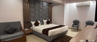 Jayati Palace Hotel