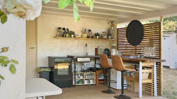 Macchina per tè/caffè, frigorifero, microonde, forno