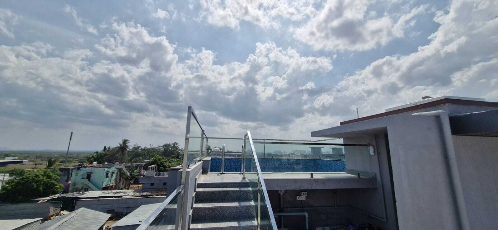 Chambre Double Deluxe, balcon, vue mer | Enceinte de l’hébergement