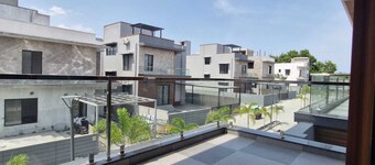 Villa Riviera