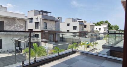 Villa Riviera