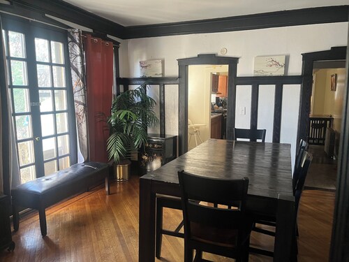 Fabulous 5-bedroom apartment with AC in East Orange