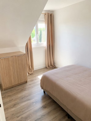 Room - A fully equipped and functional apartment right in the heart of Arnage (Arnage)