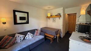 TV - Risoul • T2 6 pers • Piscine et sauna • proche pistes (Risoul)