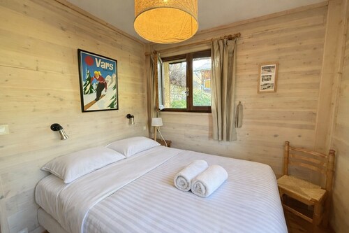 Chalet 8 pers • Vars Ste‑Marie • Calme