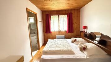 3 camere
