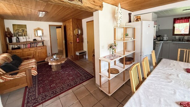 Unclassified image, 1 of 18, button - Vars grand appt 3 ch • Terrasse • 100m des pistes (Vars)