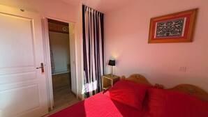 3 slaapkamers, reisbedje, wifi