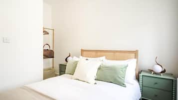 Apartment | Iron/ironing board, WiFi (free)