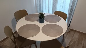 Dineren
