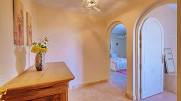Comfort Villa, Pool View | WiFi (free)