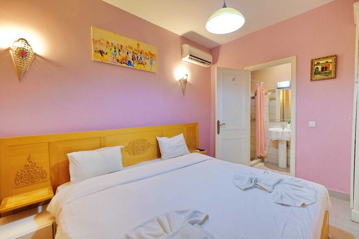 Comfort Room, Private Bathroom, Pool View | Free WiFi, bed sheets