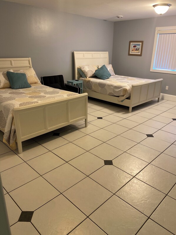3 bedrooms, WiFi, bed sheets