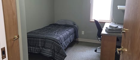 5 bedrooms, WiFi, bed sheets
