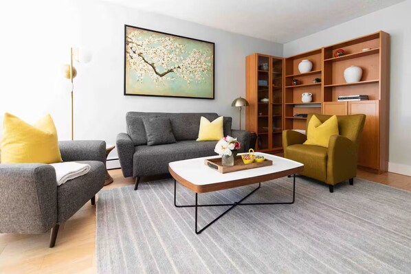 Living area - Elektra 501 (Seattle)
