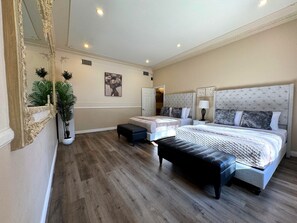 2 Schlafzimmer, Bügeleisen/Bügelbrett, Reisekinderbett, kostenloses WLAN
