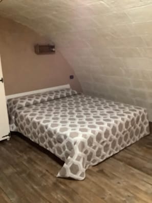 Room - Xenia Renting: Xenia Family (Massafra)
