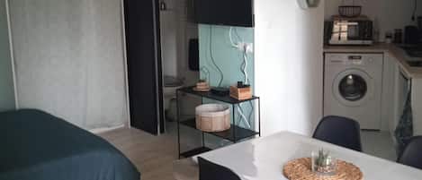 1 Schlafzimmer, Bügeleisen/Bügelbrett, Internetzugang, Bettwäsche