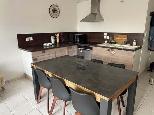 Joalland's Cozy Retreat, 50 meters from the beach
